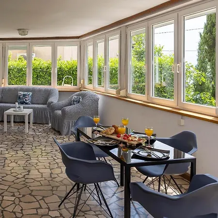 דירה App House Lea Renovated In 2021 נובי ווינודולסקי