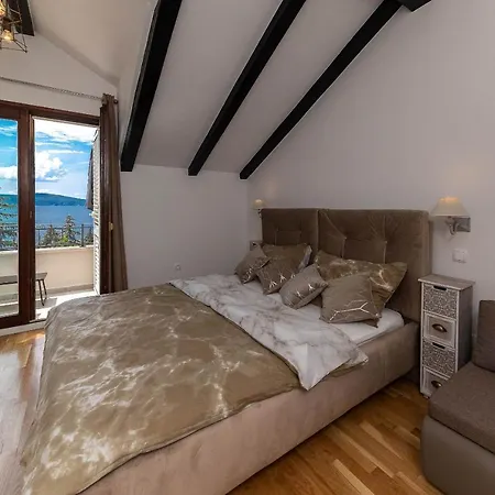 App House Lea Renovated In 2021 דירה *